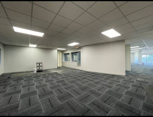 723M² OFFICE TO LET IN SANDTON CENTRAL